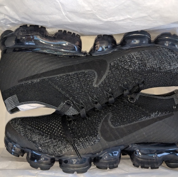nike vapormax size 10.5